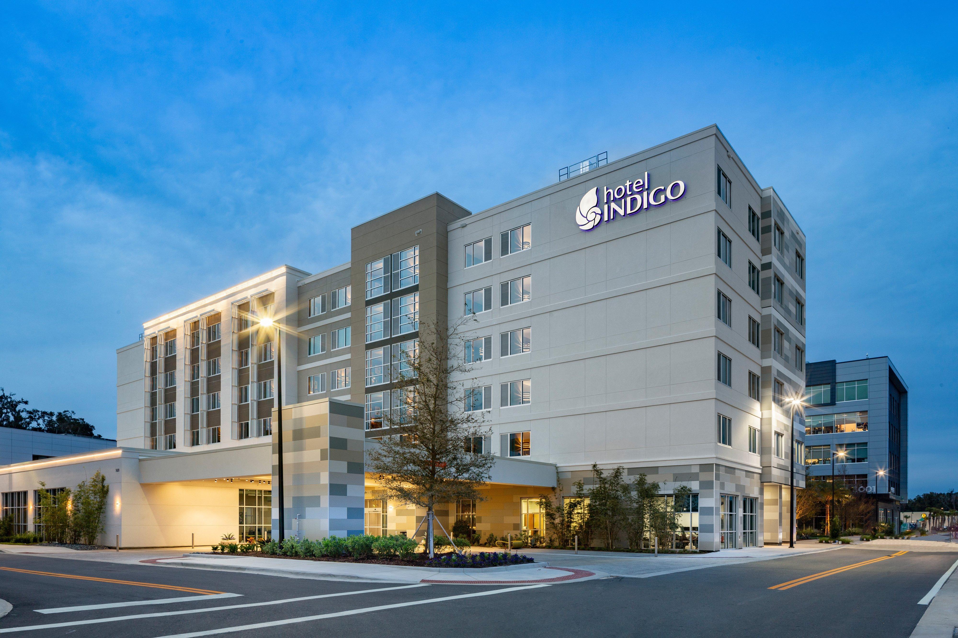 Hotel Indigo Gainesville-Celebration Pointe By Ihg Exterior foto