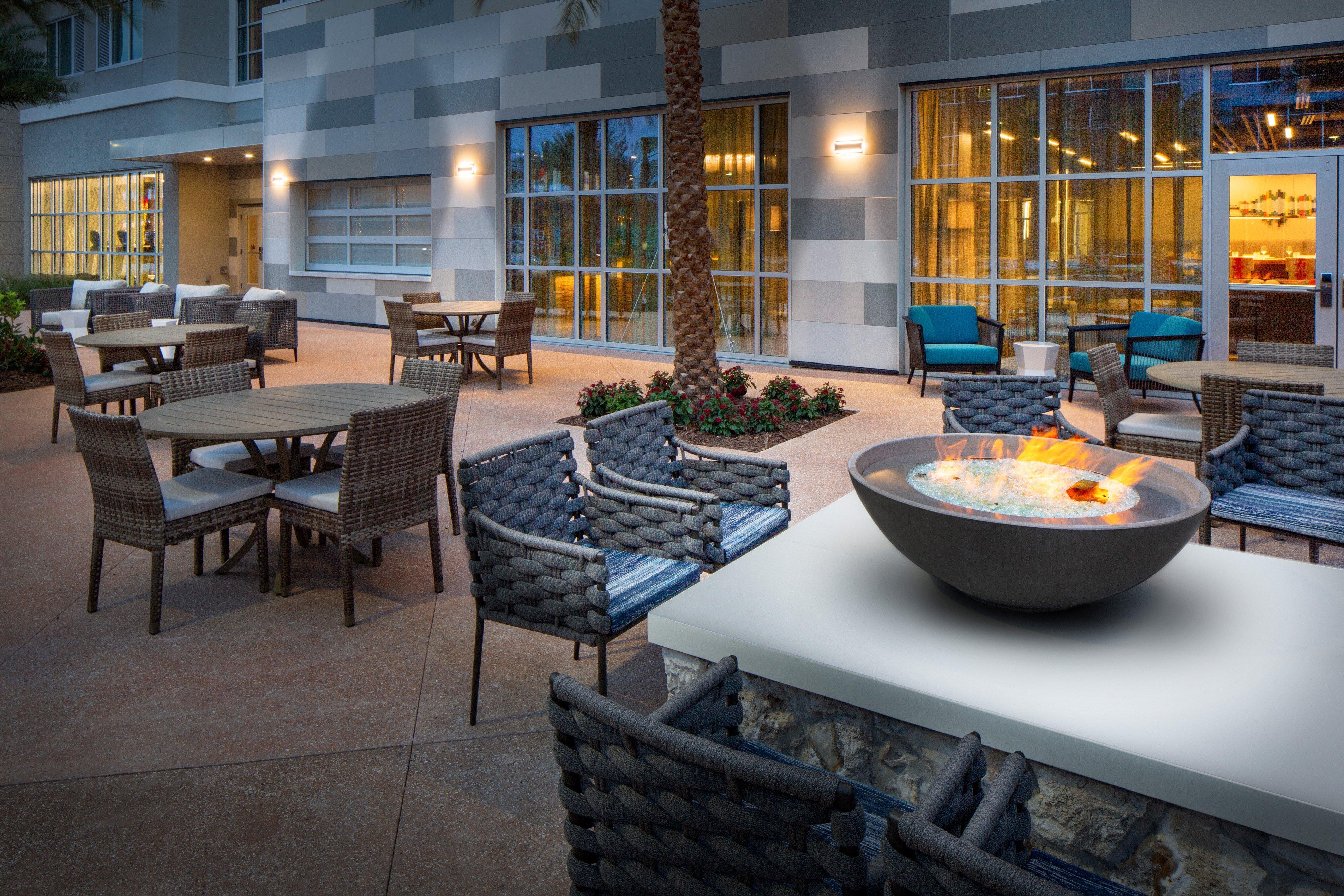 Hotel Indigo Gainesville-Celebration Pointe By Ihg Exterior foto